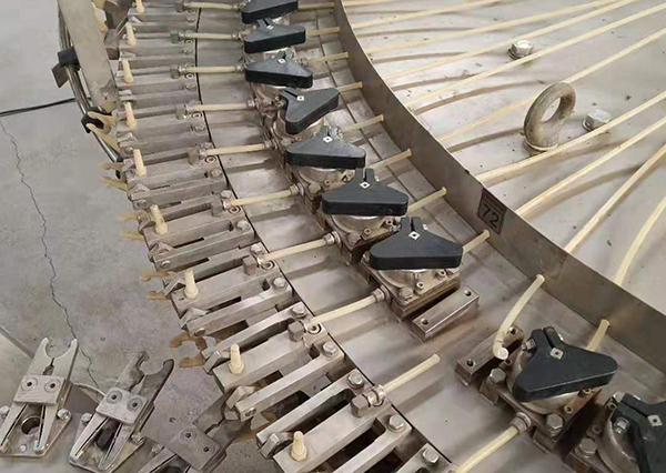 高速灌（guàn）裝機（jī）